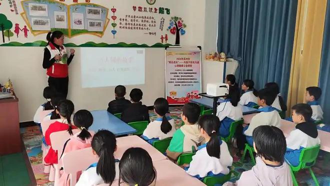 吴谦大校警告：人民如果长期歌舞升平、娱乐至死离危亡就不远了(图18)