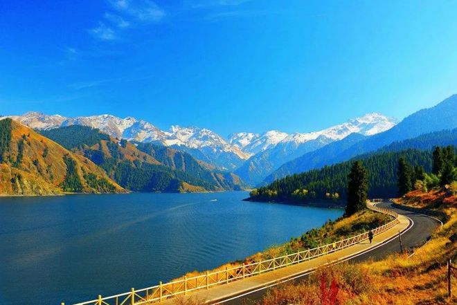 新疆旅游团8日游报价多少？2025 最新价格表含门票住宿明细(图3)