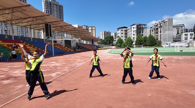 科技赋能校园体育！习水县第八小学投用智慧体育检测设备(图3)